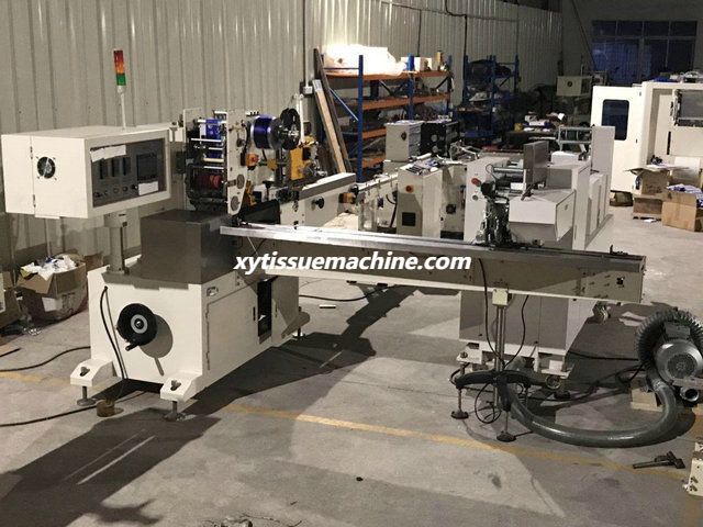 Peque&ntilde;o tejido de bolsillo del pa&ntilde;uelo autom&aacute;tico de alta velocidad del CE que hace la m&aacute;quina 5